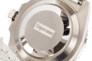 supreme-rolex-submariner-watch-04-320x213